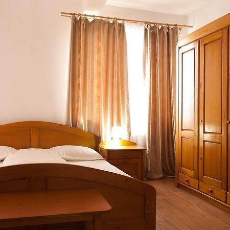 Pension Club Montana Campina Esterno foto