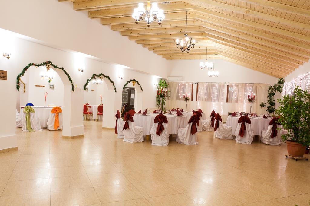 Pension Club Montana Campina Esterno foto