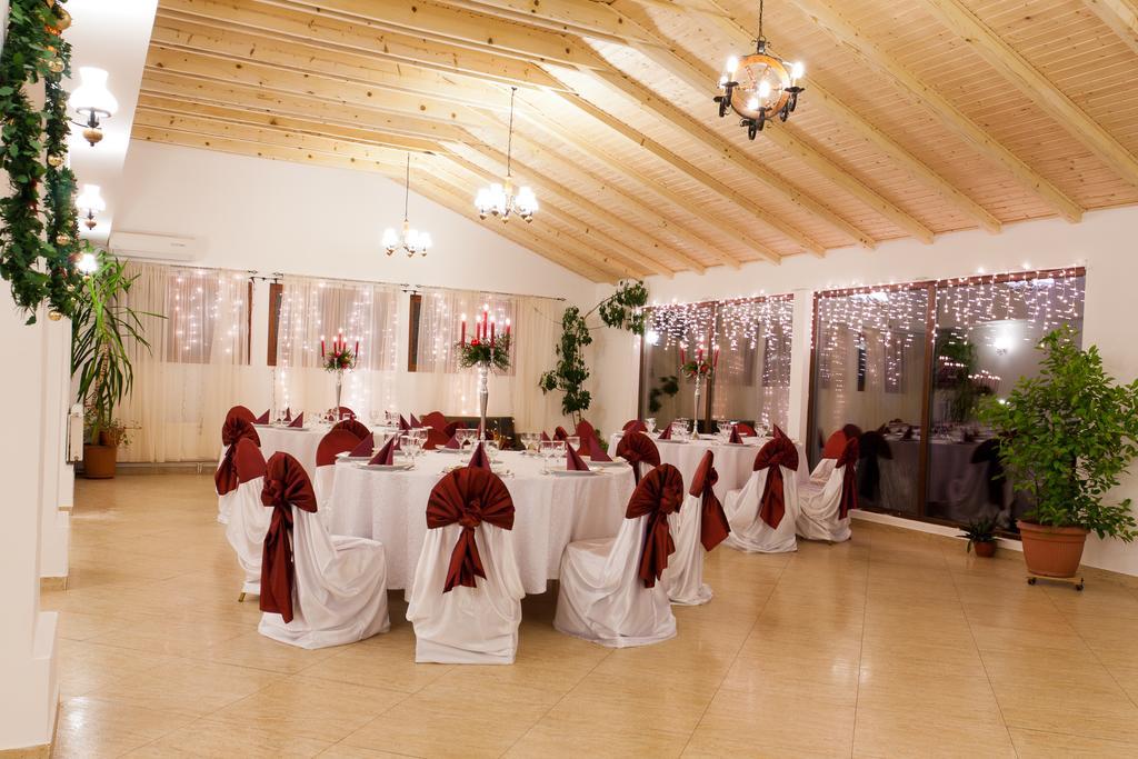 Pension Club Montana Campina Esterno foto