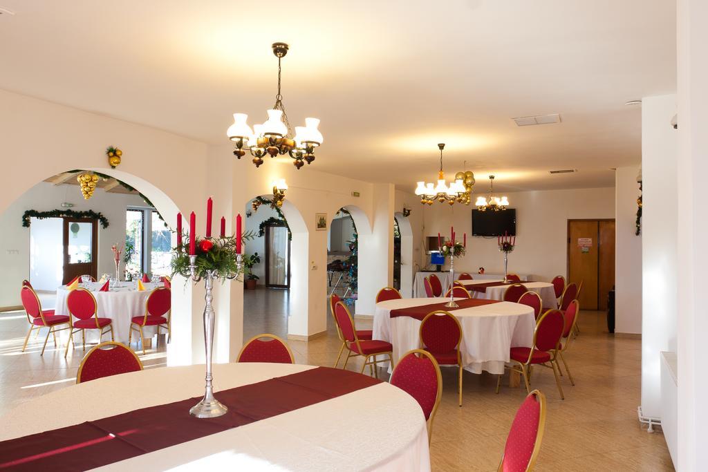 Pension Club Montana Campina Esterno foto