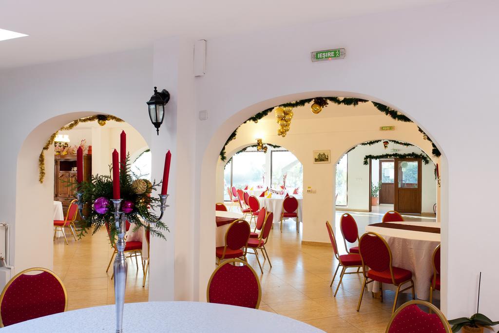 Pension Club Montana Campina Esterno foto
