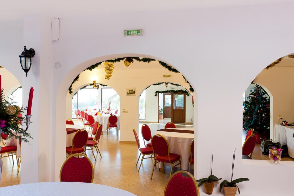 Pension Club Montana Campina Esterno foto