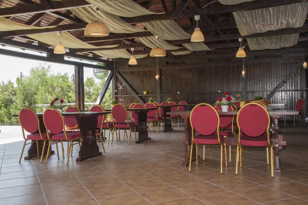 Pension Club Montana Campina Esterno foto