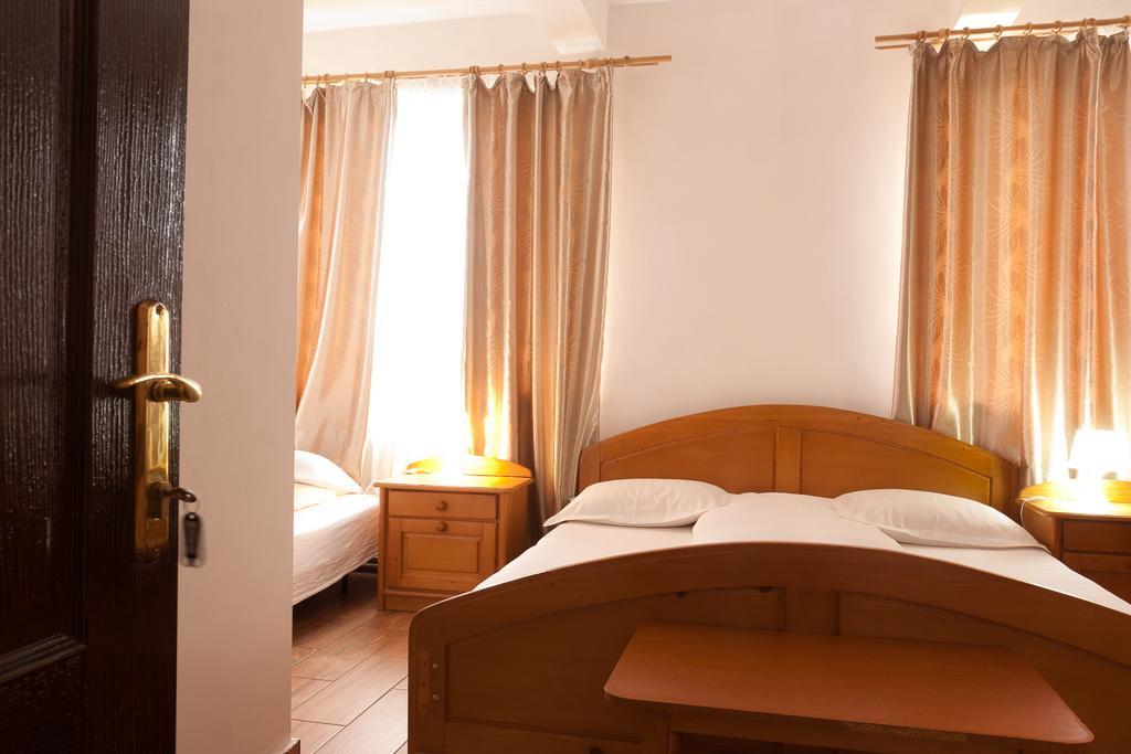 Pension Club Montana Campina Esterno foto
