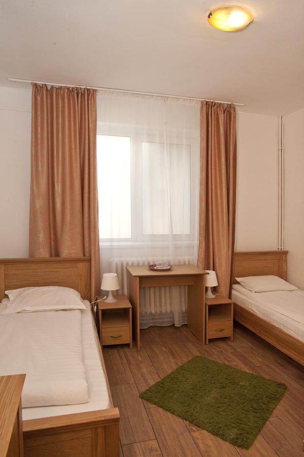 Pension Club Montana Campina Esterno foto